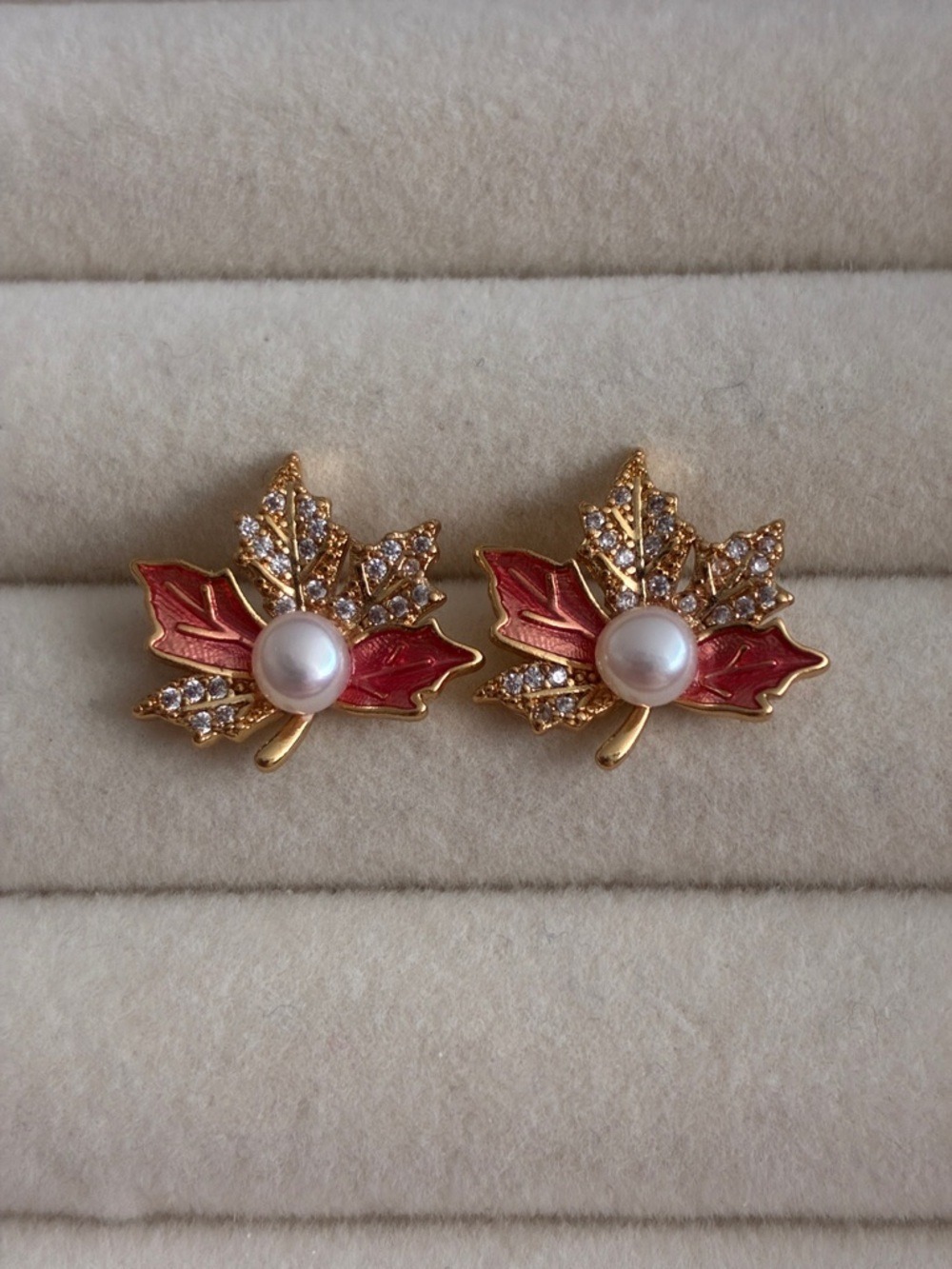 Canada Maple Leaf Pearl Earrings, Red Enamel Stud Cute Fall Jewelry - Picture 1 of 5